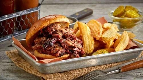 Famous dave's beef brisket best sale